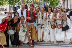 ALICANTE.- ALARDO Y EMBAJADA DE LOS MOROS Y CRISTIANOS DE XIXONA